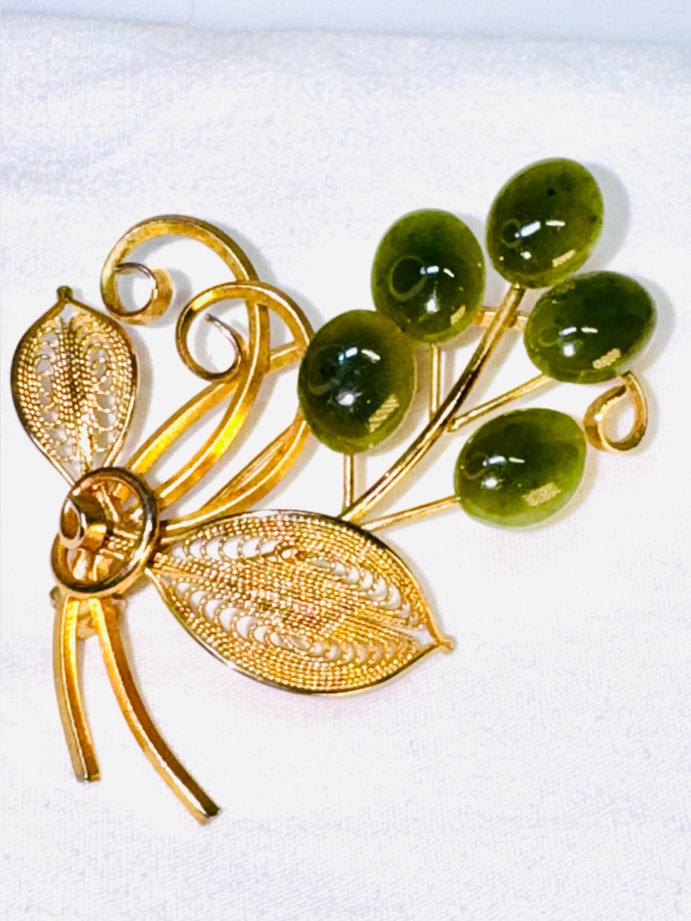 Gold-Tone Green Olive Cluster Brooch - Unbranded